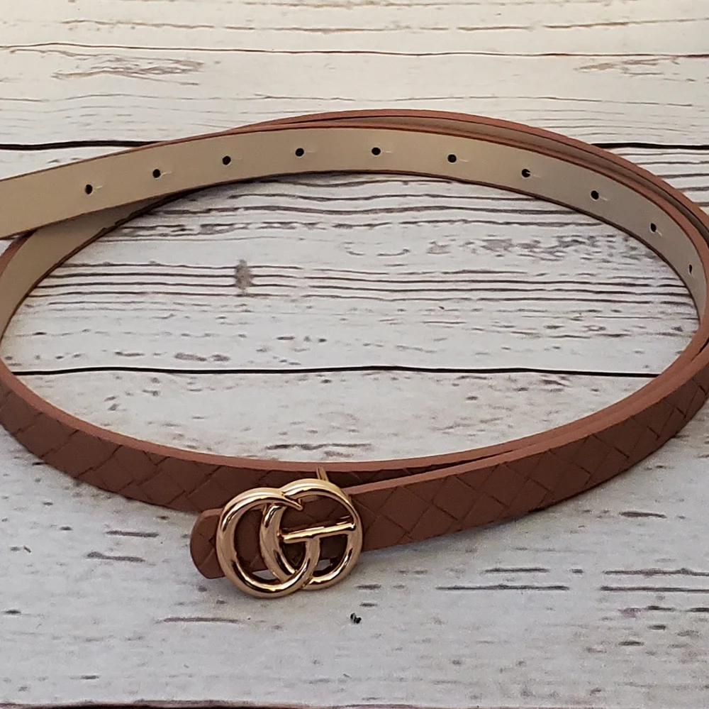 Kara and Kate women's faux leather belt mauve with goldtone buckle